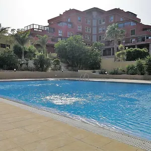 https://apartmento-la-perla-el-medano.in-canary-islands.com